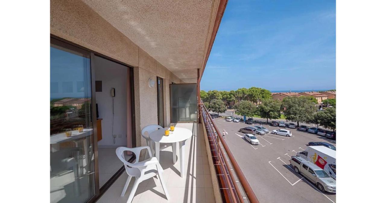Aparthotel Golf Beach Pals Exteriér fotografie
